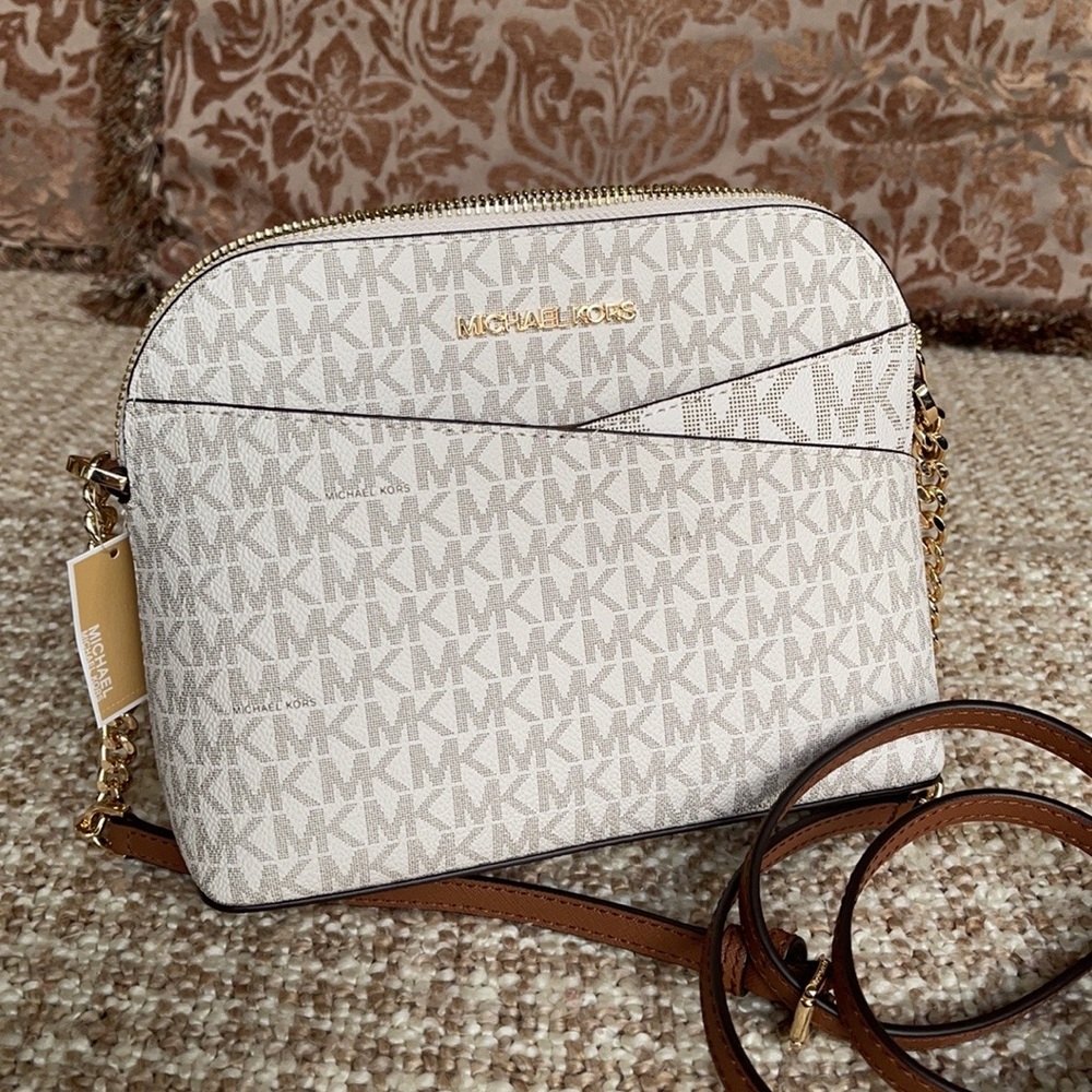 Michael Kors Jet Set Travel Medium Dome Crossbody - Picture 14 of 16